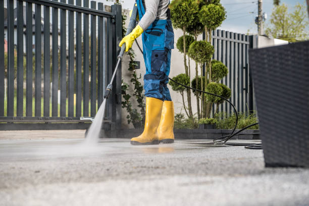 Best Pool Deck Cleaning  in Staffd, OR